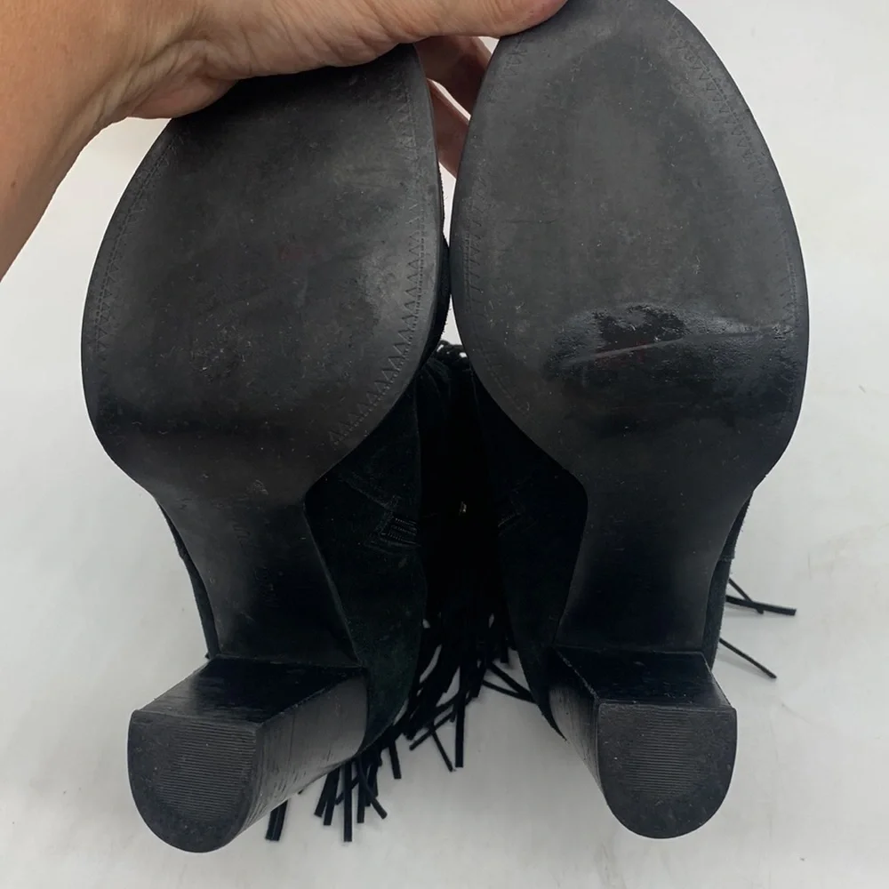 Ivanka Trump Itperta Black Fringe Suede Heeled Ankle Bootie Sz 10 BAB4117B - Picture 8 of 10